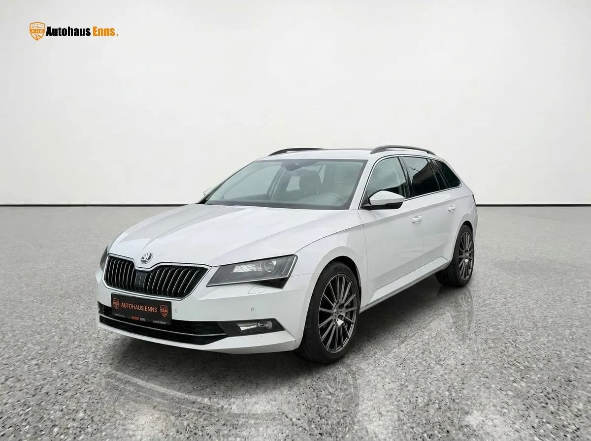Skoda Skoda Superb Kombi DSG | Navi | Sitzhzg | PDC | 12 Monate Garantie!