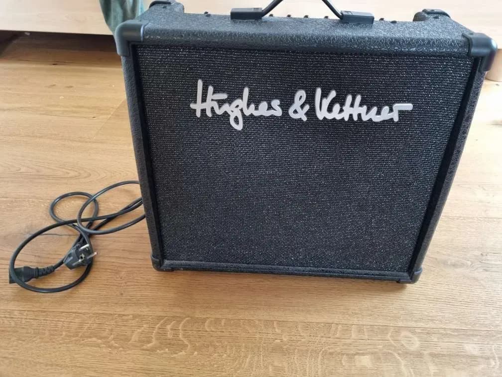 Hughes and Kettner Edition Blue 15 DFX