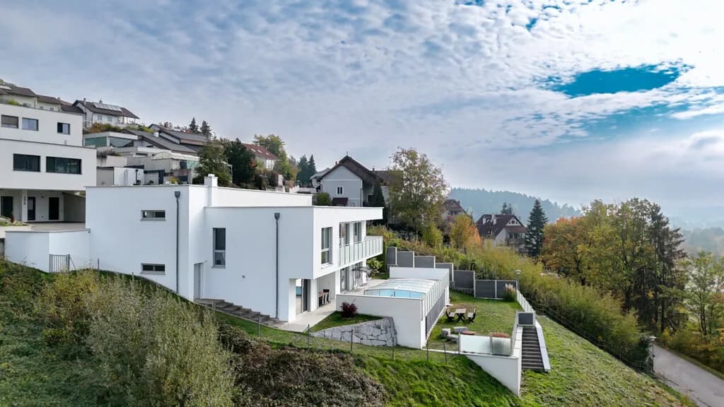Exklusives Wohnen auf vier Ebenen nahe Ottensheim mit Weitblick