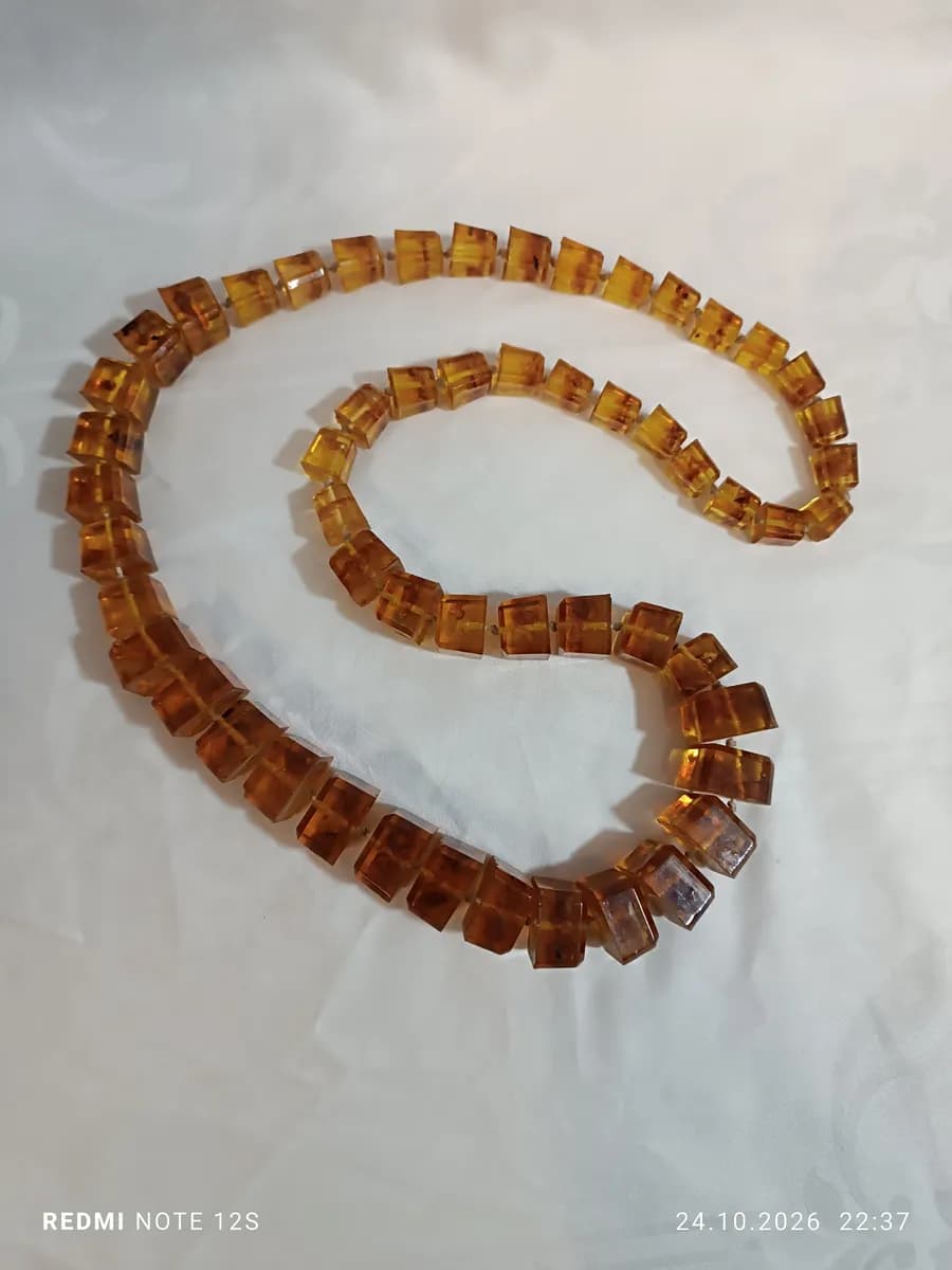 Unbenutzt, Wunderschöne, massive Bernstein-Kette – Echte Bernstein-Würfel (147g)🌱