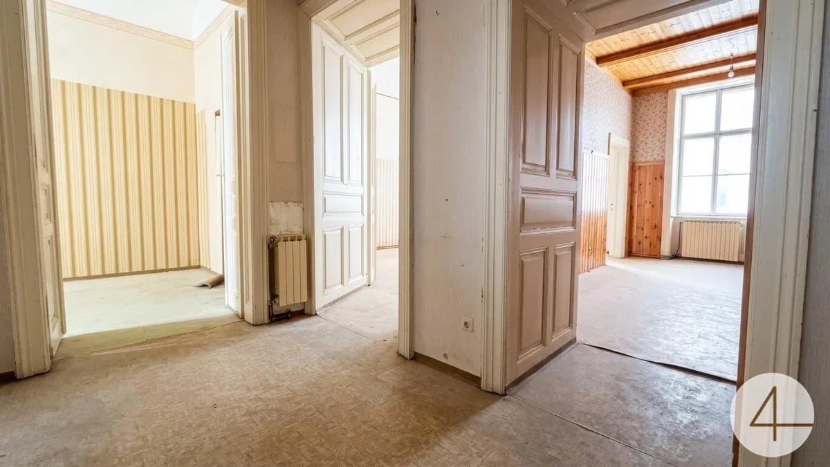 180m zur U4 - sanierungsbedürftige 3-Zimmer-Altbauwohnung in ruhiger Innenhoflage