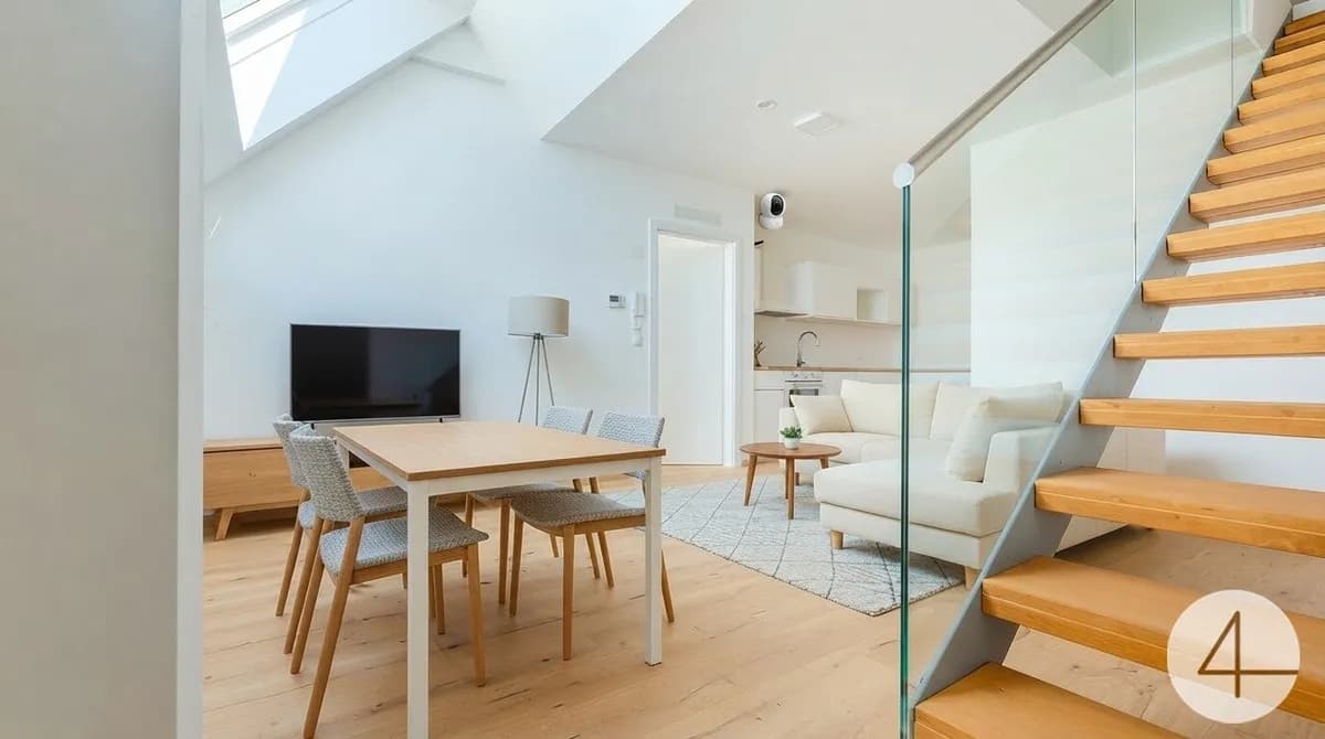Moderne Neubau-Etagenwohnung mit Dachterrasse – befristet vermietet bis 31.01.2030