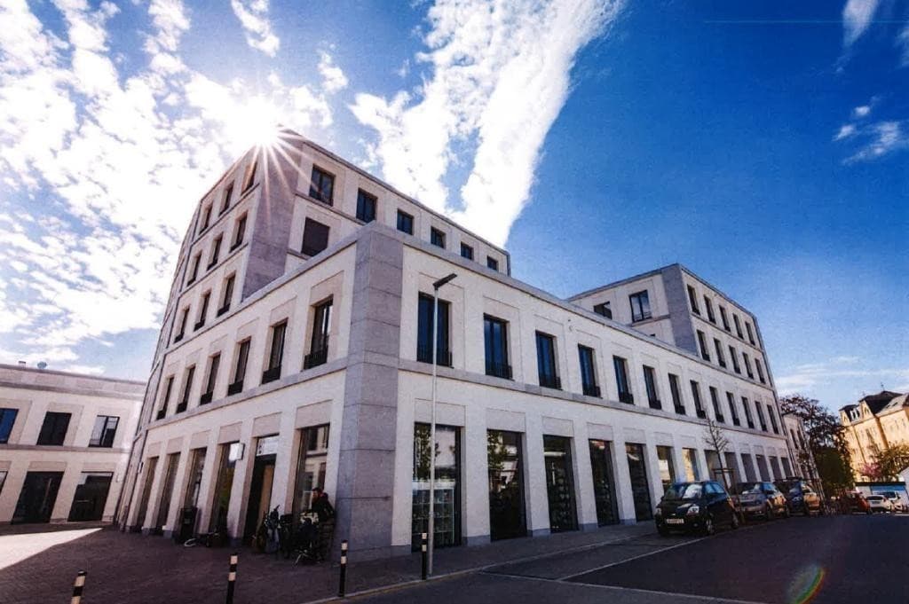 Büro - Praxis - Kosmetikstudio im Einkaufszentrum ONE, 1. OG HOCHWERTIGE EINRICHTUNG KAUFPREIS AUF ANFRAGE - Bild 1