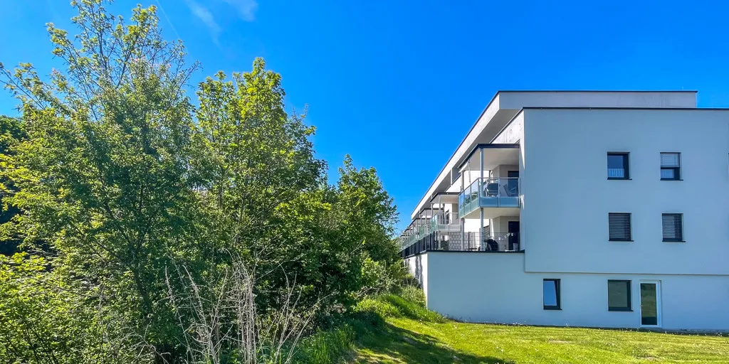 Obernberg am Inn: Perfekte Start - Single Wohnung
mit großen Balkon & Tiefgaragenplatz!