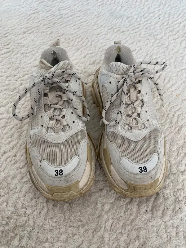 Balenciaga Triple S