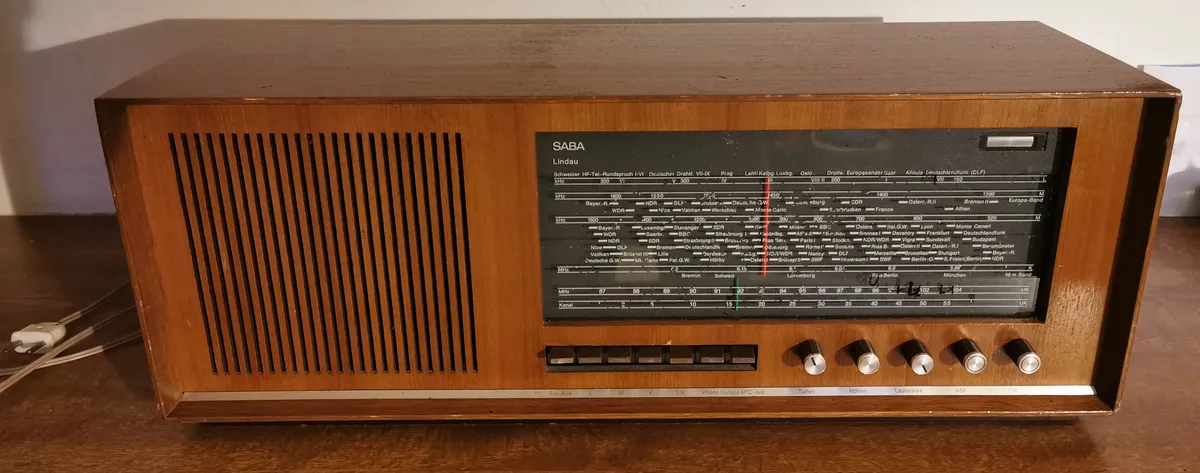 SABA  Lindau E  Röhrenradio