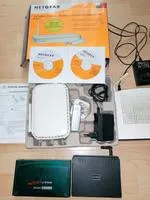 Netzwerk-Set: Netgear WGB111, D-Link Switches & Thomson Router